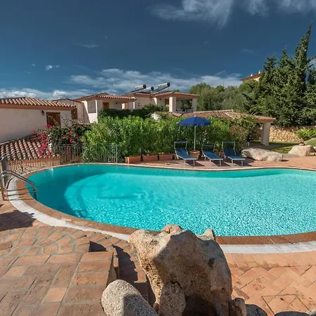Stunning Bouganvillage 2 Bedroom Sleeps 6 Child