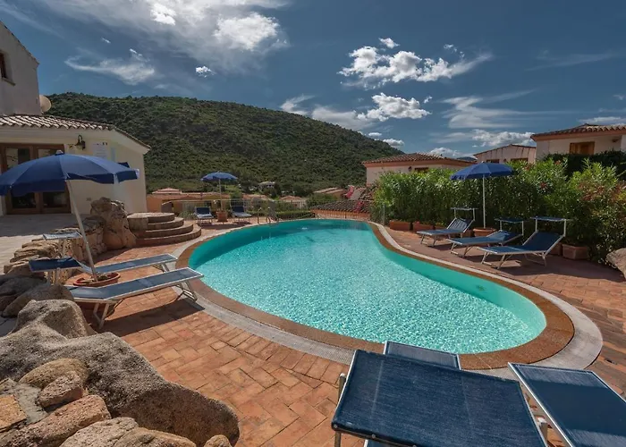 Stunning Bouganvillage 2 Bedroom Sleeps 6 Child * Tanaunella